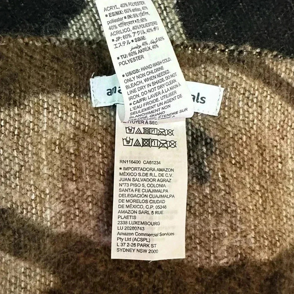 Amazon Essentials Women's Blanket Scarf Animal Print - Picture 12 of 14